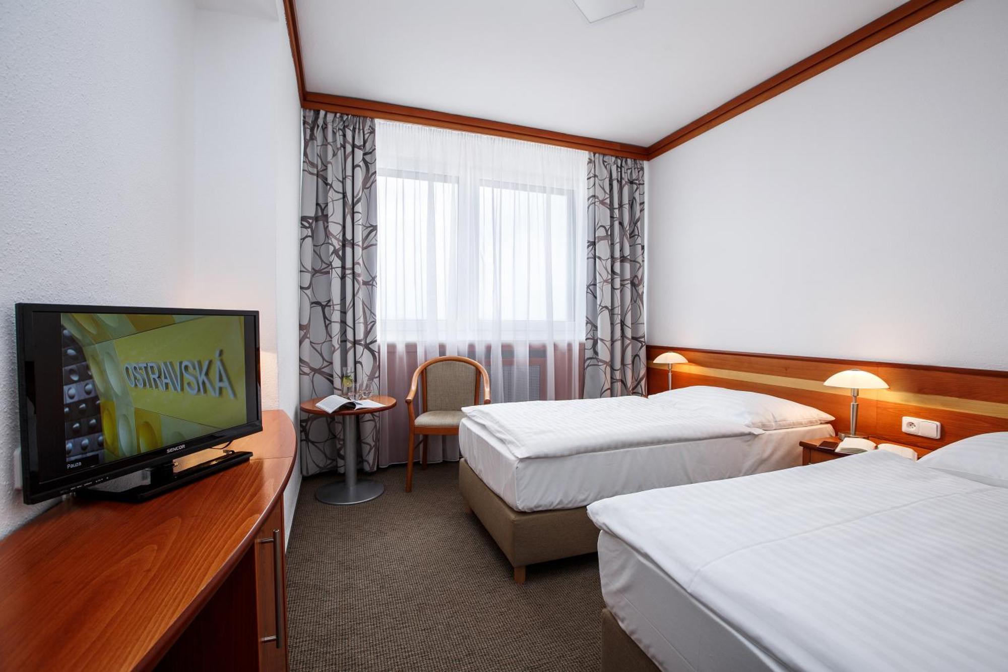 Hotel Harmony Club