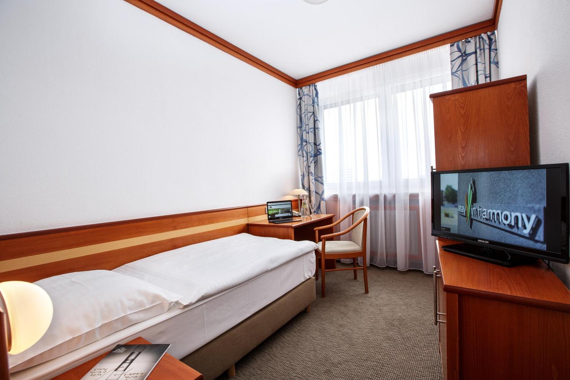 Harmony Club 3* Ostrawa