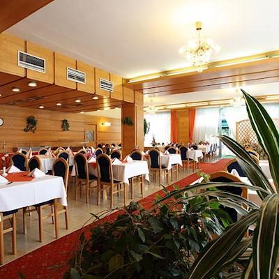 Hotel Harmony Club